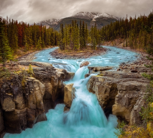 SUNWAPTA FALLS (KANADA)